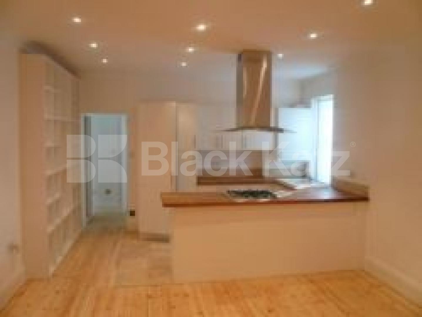 			LET, 1 Bedroom, 1 bath, 1 reception Ground Floor Flat			 Crescent Road, Crouch End